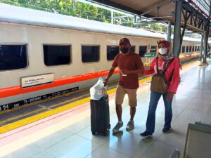 KAI-Diperkirakan-Puncak-Arus-Balik-2-9