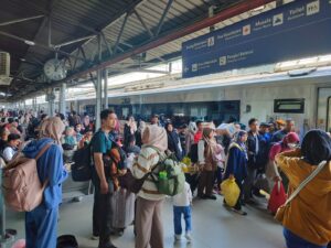 KAI-Lebih-dari-23-Juta-2-7