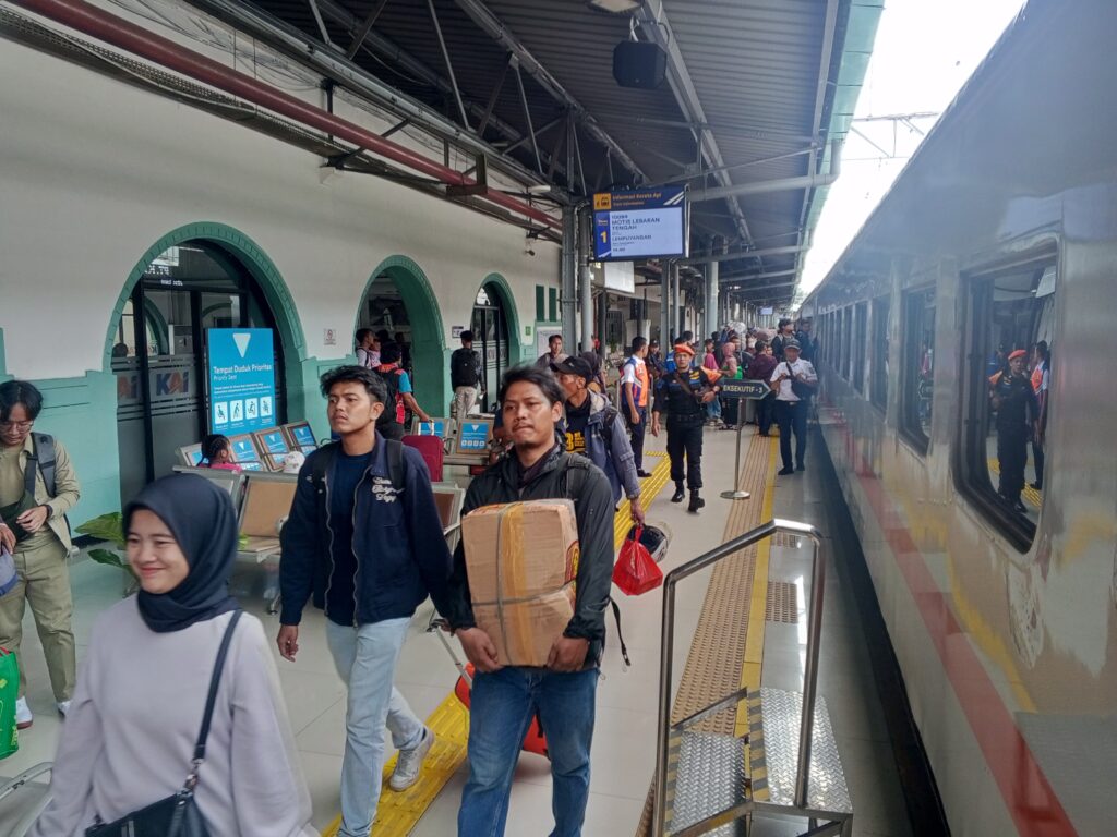 KAI-Puncak-Arus-Balik-1-11