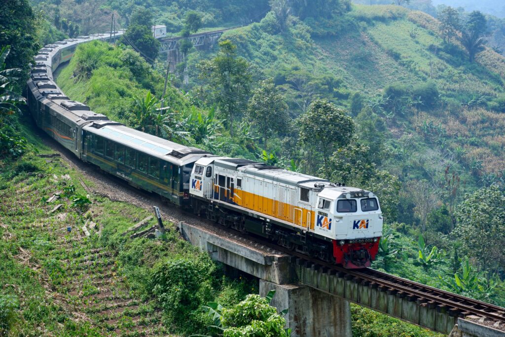Antusiasme-Wisatawan-Tinggi-Ketapang-hingga-Tanjung-Balai-Jadi-Primadona-Liburan-dengan-Kereta-Api-6
