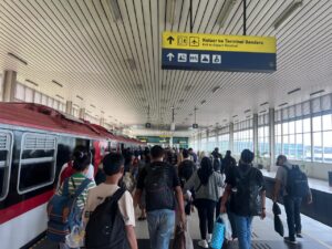 KAI-Group-Kereta-Bandara-1-5