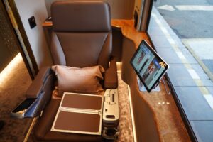 Nikmati-Kemewahan-Menyusuri-Jalur-Utara-Jawa-Kereta-Suite-Class-Compartment-Resmi-Hadir-di-KA-Argo-Bromo-Anggrek-Mulai-1-Juni-20253-2